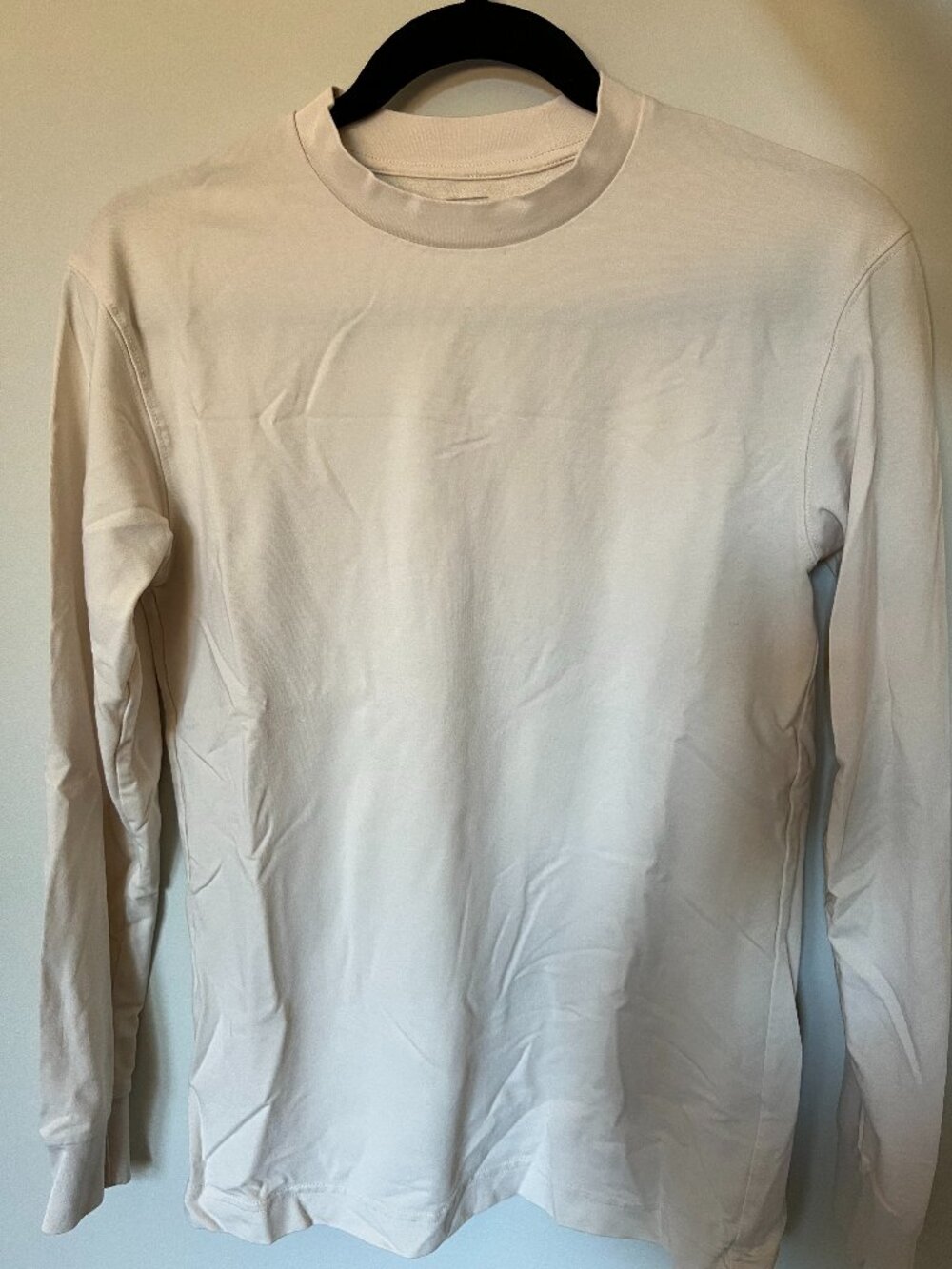 Beige Uniqlo Heattech Long Sleeve Size S/Small